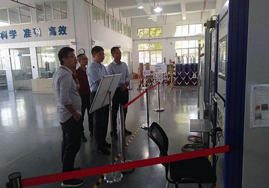 中國(guó)質(zhì)量認(rèn)證中心(CQC)廣州分公司劉江主任蒞臨廣東雷寧普參觀指導(dǎo) 中國(guó)質(zhì)量認(rèn)證中心(CQC)廣州分公司劉江主任蒞臨廣東雷寧普參觀指導(dǎo)